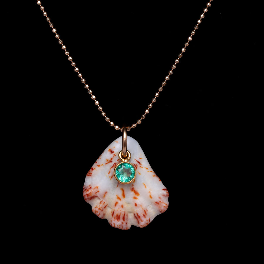 SHELL AND EMERALD GOLD NECKLACE
