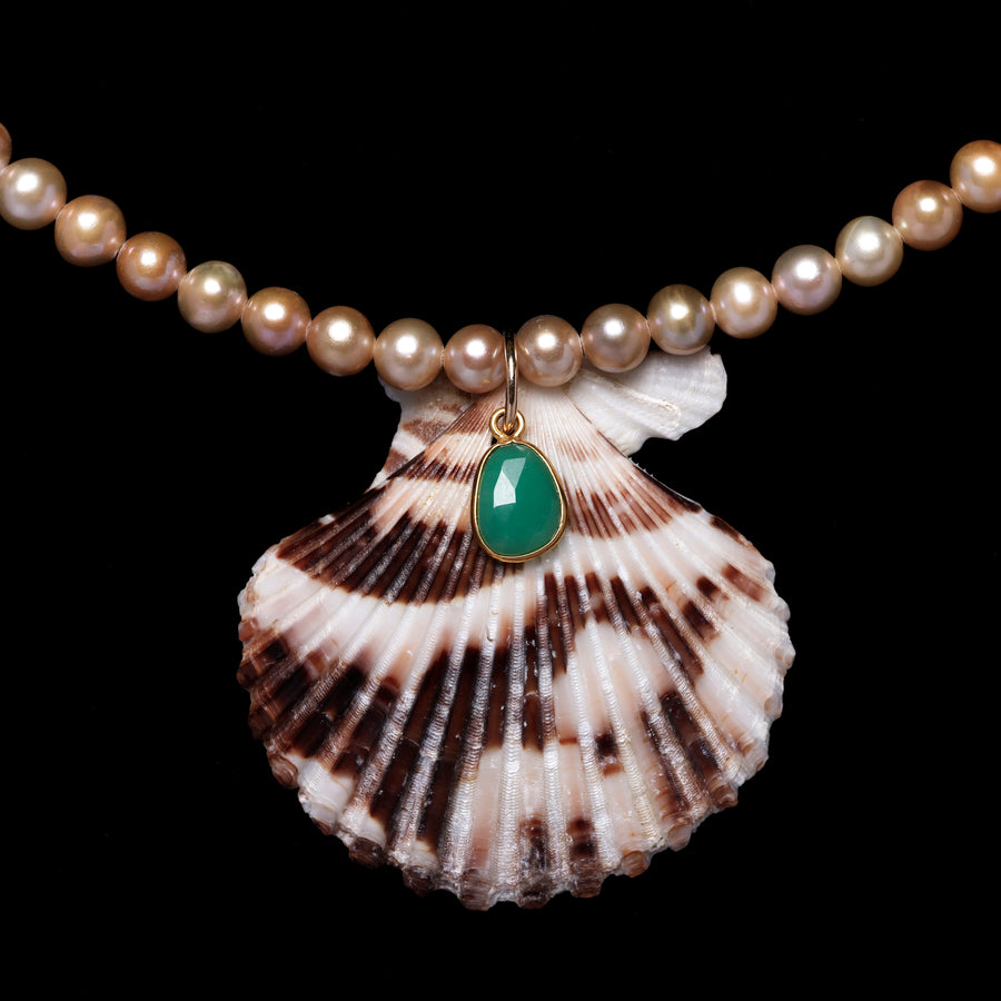 Pearl Shell and Chrysoprase Necklace